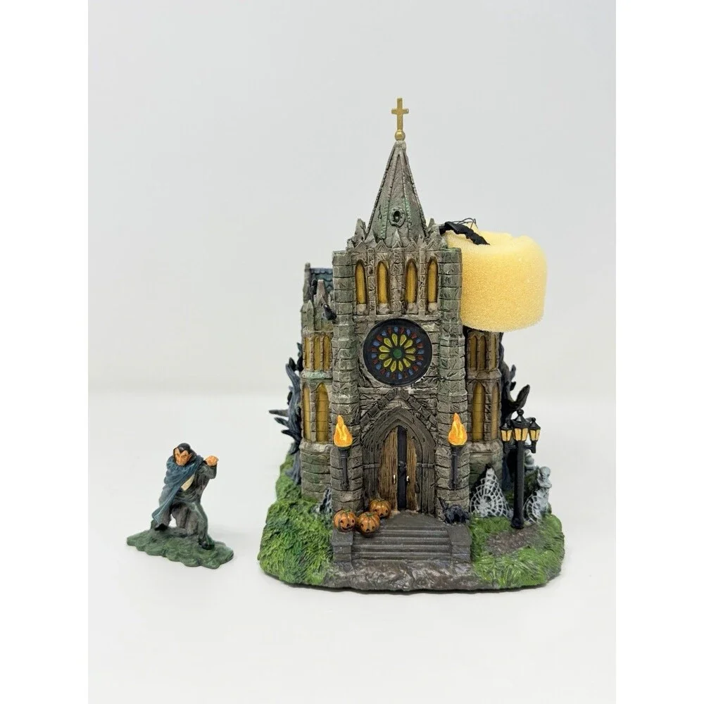 Hawthorne Village Universal Monsters Gothic Cathedral 2006 Halloween Box COA